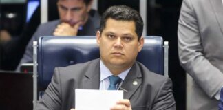 Senado impede busca da PF no gabinete de Serra; Alcolumbre exige aval do STF