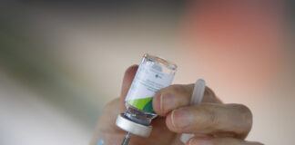 Testes com voluntários de vacina chinesa começam nesta 2ª feira em SP