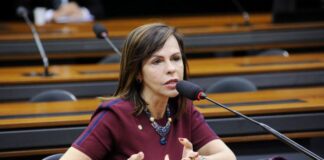 PEC que torna Fundeb permanente deve ser analisada hoje