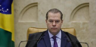 Toffoli suspende ação de busca e apreensão em gabinete de Serra no Senado