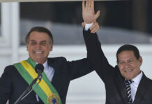 TSE reabre produção de provas em ações que pedem cassação da chapa de Bolsonaro