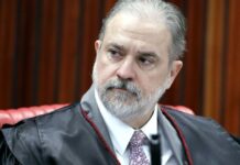Urgente: Carvalhosa protocola pedido de impeachment de Augusto Aras