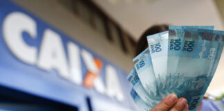 Número de beneficiários de programas do governo quadruplicou em 2020