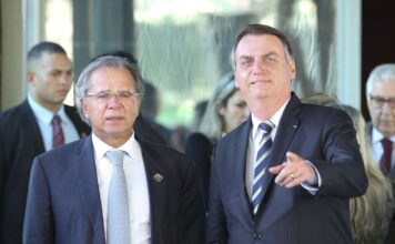 Guedes informa a aliados que auxílio emergencial será de 4 parcelas de R$ 300
