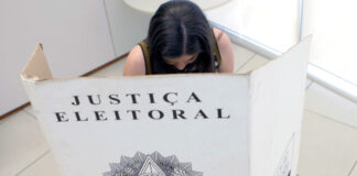 Quase metade dos partidos ainda não repassou verba mínima a mulheres