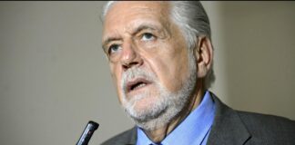 Jaques Wagner pede renovação “geracional” no PT e independência do partido em relação a Lula