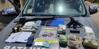 BPCHOQUE apreende arma, munições e drogas em Parnamirim/RN
