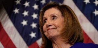 Nancy Pelosi diz que dará sequência ao processo de impeachment contra Trump