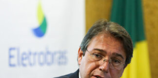 Presidente da Eletrobras renuncia ao cargo