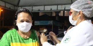 Governadora do RN toma segunda dose da vacina contra Covid-19 com 15 dias de atraso