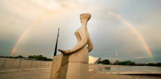 STF declara inconstitucional tarifa de cheque especial não usado