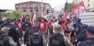 Entrega de residencial em Natal tem protesto, confusão, spray de pimenta e tiros com balas de borracha