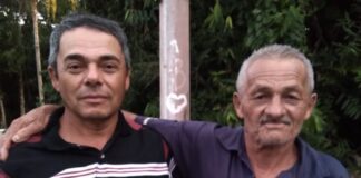 Homem reencontra pai após 30 anos no litoral de SP ao envelhecer foto em aplicativo