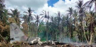 Queda de avião militar deixa mortos nas Filipinas