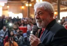 “Não tem carta pra conversar com militares”, diz Lula, no dia do desfile golpista de Jair Bolsonaro