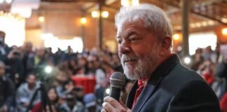 Lula vence Bolsonaro no primeiro turno e em todas as simulações de segundo, diz pesquisa Quaest