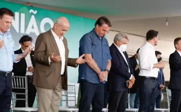 Bolsonaro volta a fazer ameaças: “não desejo provocar rupturas, mas tudo tem limite”