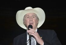 Zé Ramalho é o 4º artista a cancelar participação em álbum de Sérgio Reis