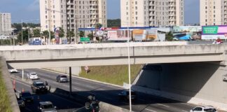 Motorista perde controle do carro e capota na BR-101 em Natal