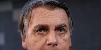 Bolsonaro é condenado a pagar indenização a jornalista que acusou de divulgar fake news