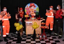 Fã dos bombeiros, menino de 4 anos ganha aniversário temático com presença de militares e viatura no RN