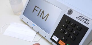 Eleições 2022: Presidente (Bolsonaro) veta projeto que permitiria união de partidos em federação