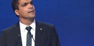 Cabo Daciolo se filia ao Brasil 35 e lança pré-candidatura à Presidência