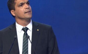 Cabo Daciolo se filia ao Brasil 35 e lança pré-candidatura à Presidência