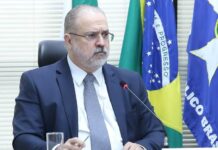 Acesso a celular apreendido em local do crime é lícito, diz PGR