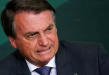 Bolsonaro é rejeitado por 60% dos brasileiros, aponta pesquisa PoderData