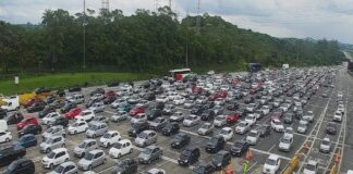 Rodovias Anchieta e Imigrantes têm congestionamento em direção ao litoral de SP
