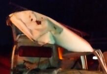 Homem morre após Kombi bater em caminhão parado na RN-117