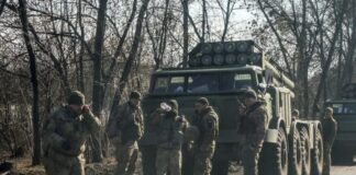 CONTRA-ATAQUE: Ucrânia afirma que matou 50 soldados russos e destruiu 4 tanques