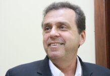 Carlos Eduardo afirma que mudou postura em relação ao governo de Fátima e Lula