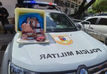 Advogada é presa após tentar furtar cerca de R$ 1 mil em carnes em supermercado de Natal