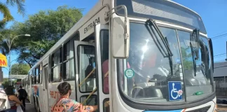 Depois de devolução de 4 linhas, Prefeitura de Natal renova isenção de ISS para empresas de ônibus; medida ainda precisa passar pela Câmara